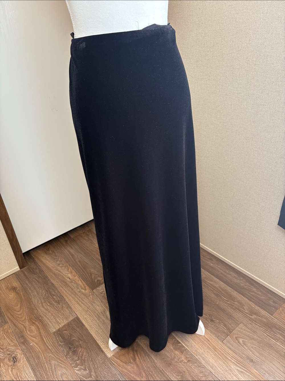 Alex Evenings Black Velvet Maxi Skirt Y2K Formal Evening Goth Vintage Sz M Luxe